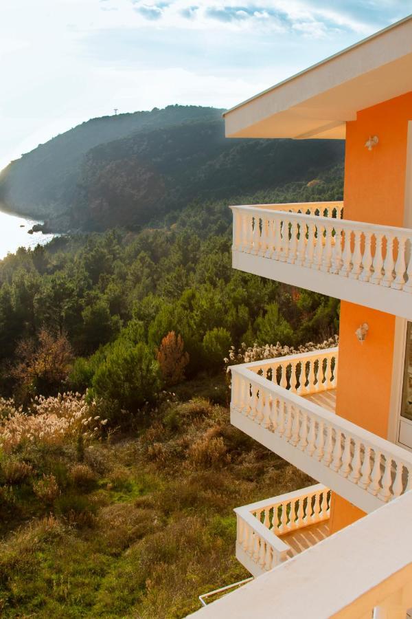 Apartmani Bronhi Sutomore Exterior photo