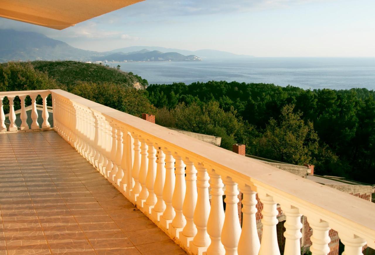 Apartmani Bronhi Sutomore Exterior photo